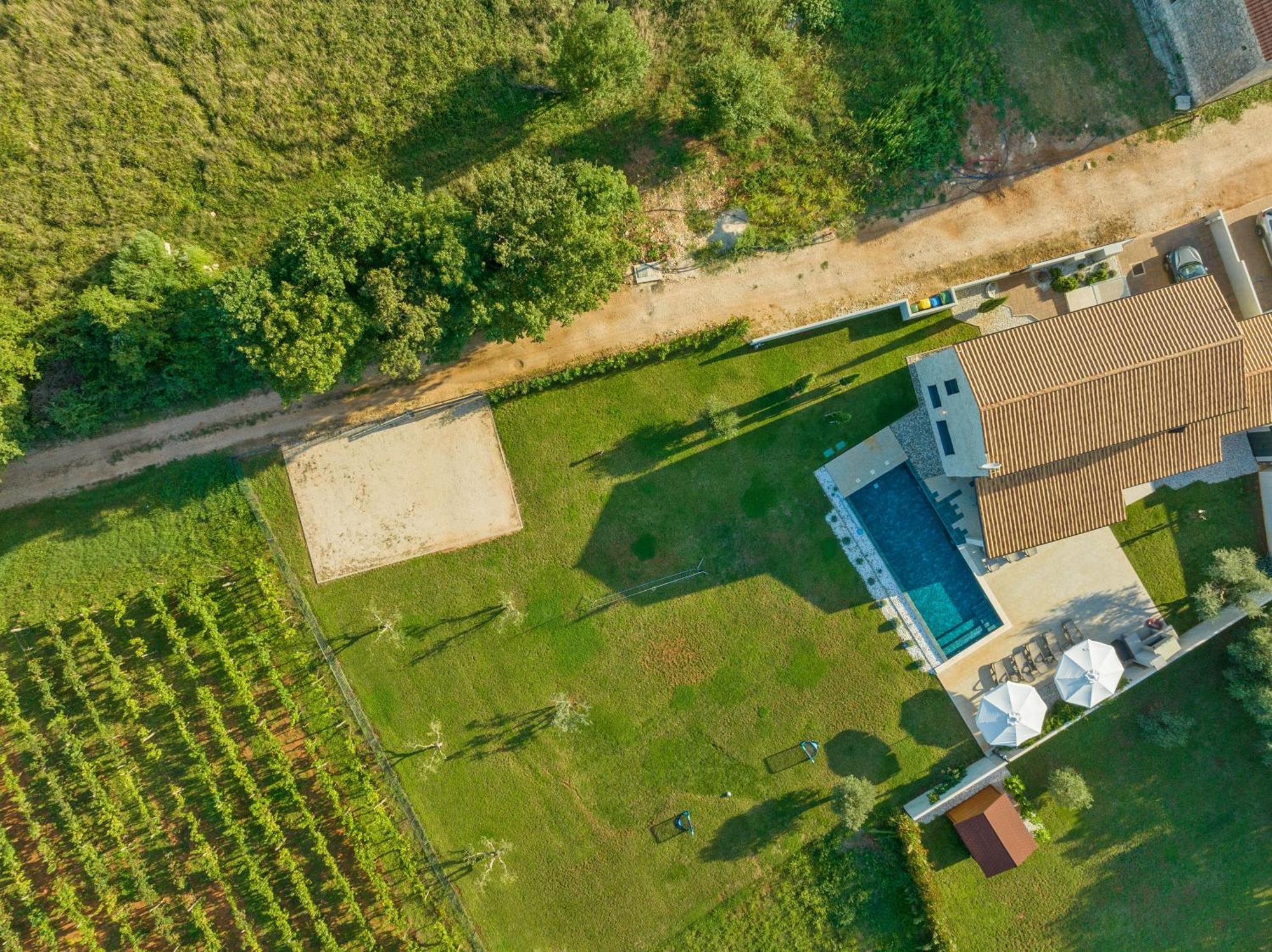 Villa Stellar Бъртонигла Екстериор снимка